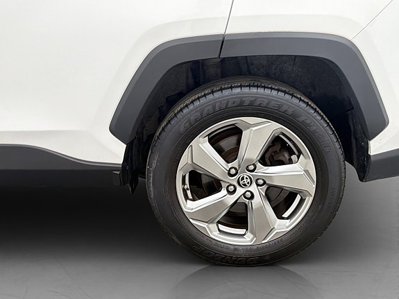 Toyota RAV4 28 of 30