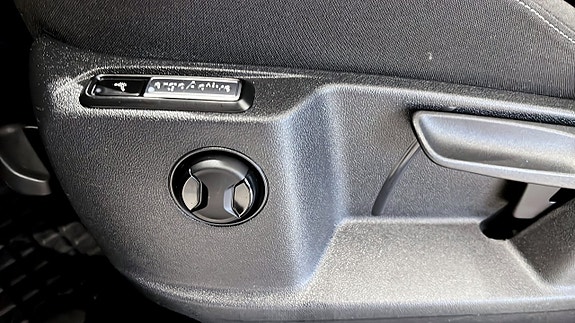Volkswagen Tiguan 17 of 24