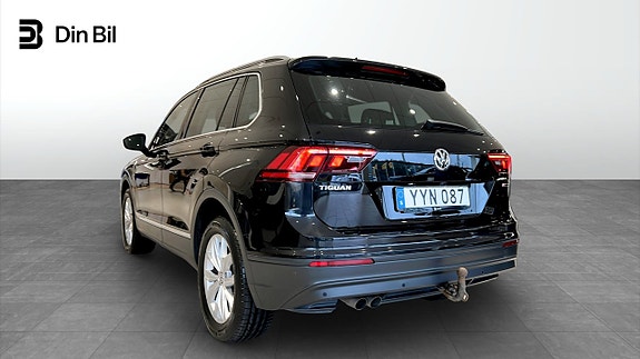 Volkswagen Tiguan 3 of 24
