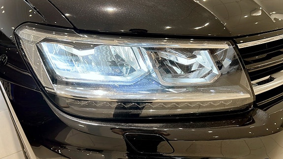 Volkswagen Tiguan 16 of 24