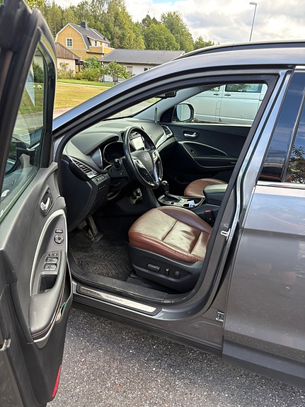 Hyundai Santa Fe 5 of 12