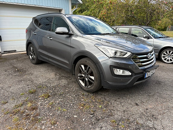 Hyundai Santa Fe 2 of 12