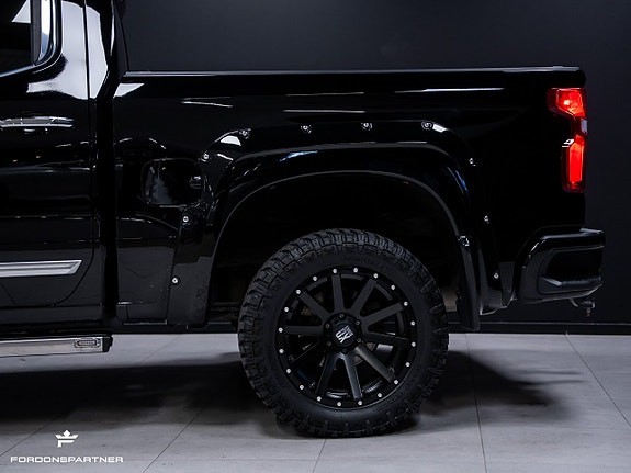Chevrolet Silverado 1500 6 of 30