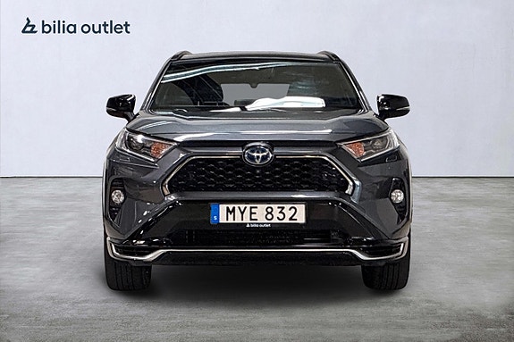 Toyota RAV4 3 of 30