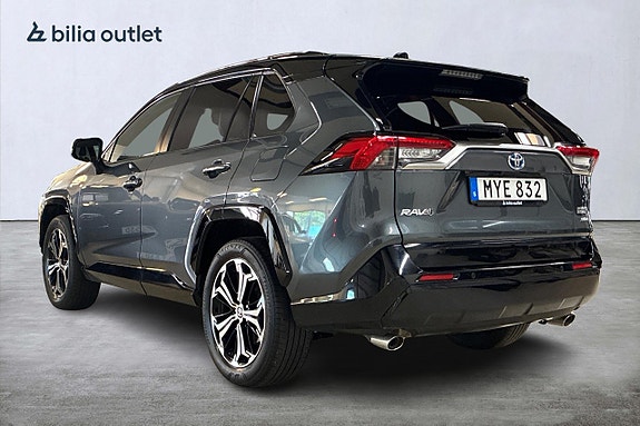 Toyota RAV4 8 of 30