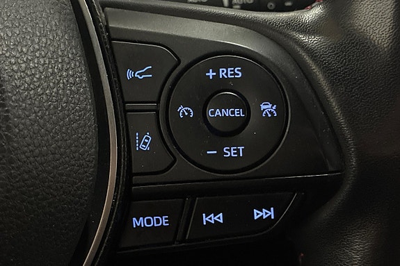 Toyota RAV4 24 of 30