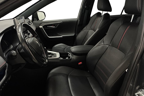 Toyota RAV4 13 of 30
