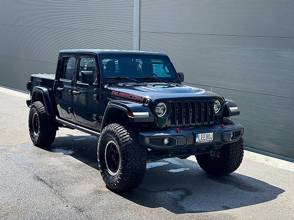 Jeep Gladiator 2 of 10