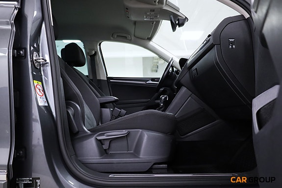 Volkswagen Tiguan 14 of 20