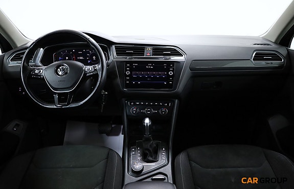 Volkswagen Tiguan 9 of 20