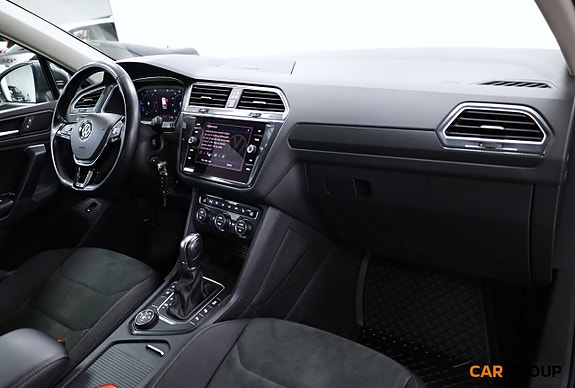 Volkswagen Tiguan 12 of 20