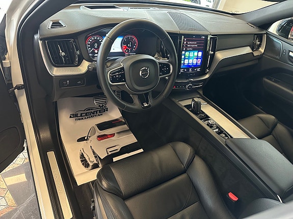 Volvo XC60 10 of 19