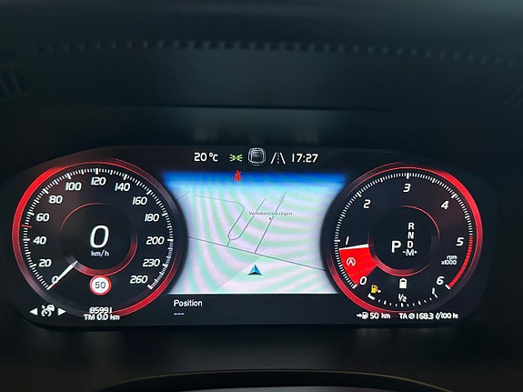 Volvo XC60 17 of 19