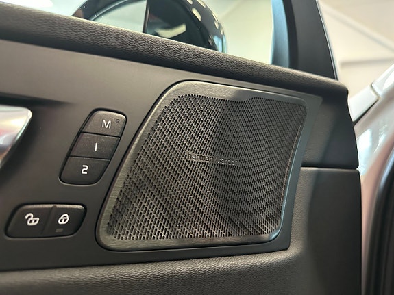 Volvo XC60 18 of 19