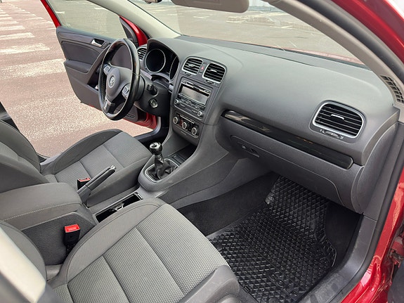 Volkswagen Golf VI 9 of 13