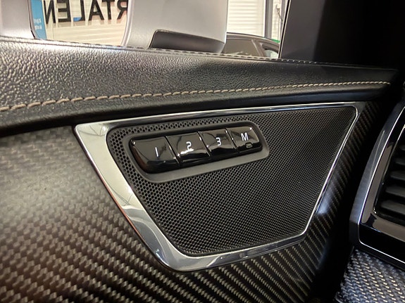 Volvo XC90 18 of 20