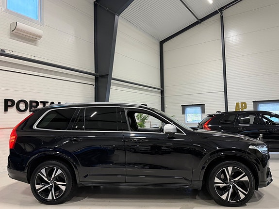 Volvo XC90 7 of 20