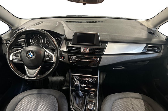 BMW 218i 12 of 23