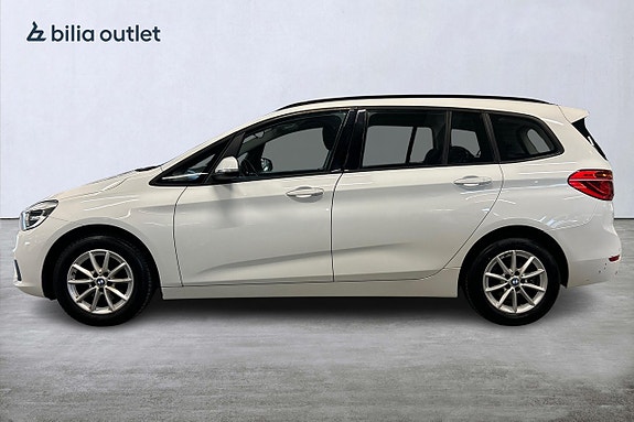 BMW 218i 9 of 23