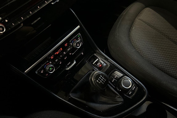 BMW 218i 22 of 23