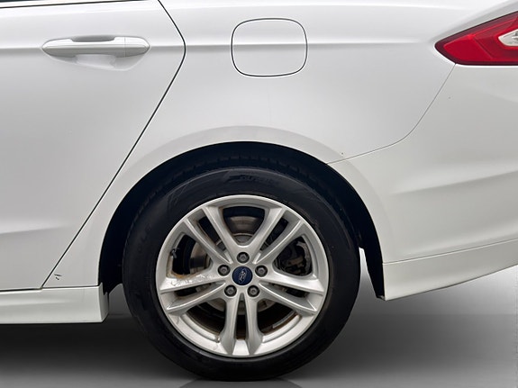 Ford Mondeo 25 of 27