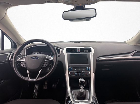 Ford Mondeo 15 of 27