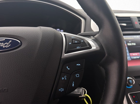 Ford Mondeo 14 of 27