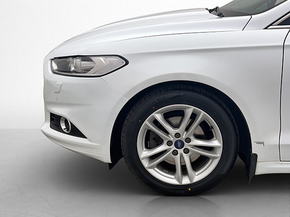 Ford Mondeo 24 of 27