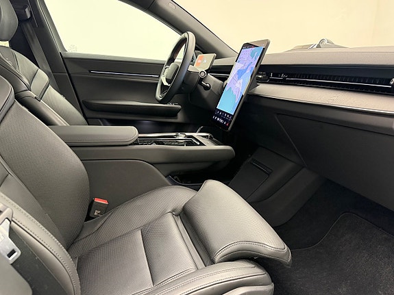 Polestar 3 14 of 26