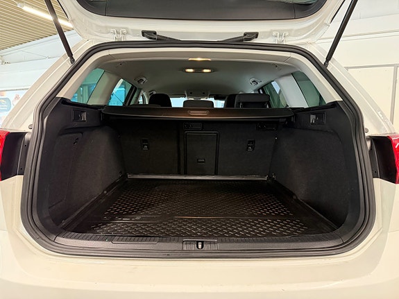 Volkswagen Golf I 5 of 14