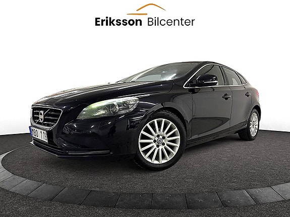 Volvo V40 9 of 24