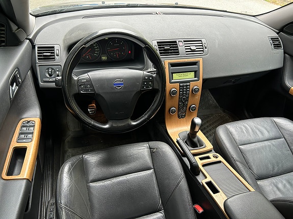 Volvo V50 6 of 12