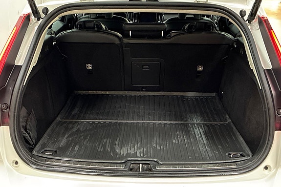 Volvo V60 10 of 25