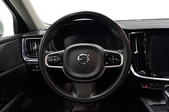 Volvo V60 16 of 25