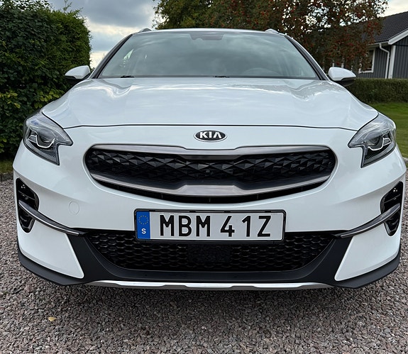 Kia XCeed 2 of 7