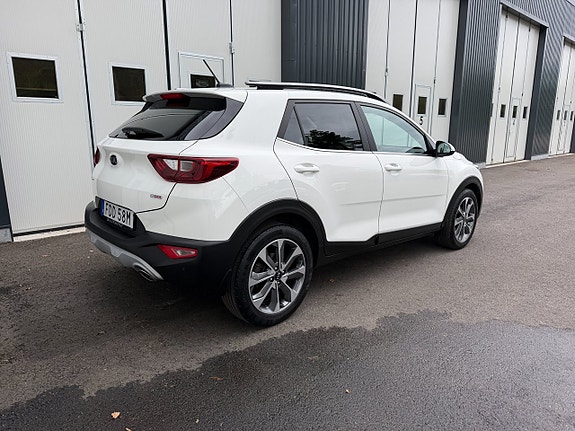 Kia Stonic 6 of 25