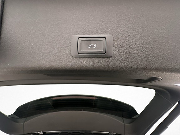 Audi Q8 e-tron 30 of 30