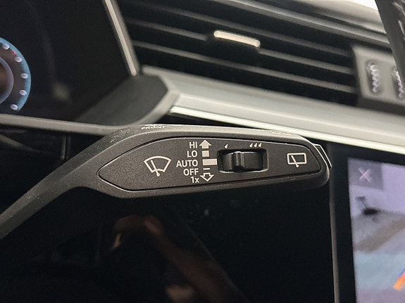 Audi Q8 e-tron 26 of 30