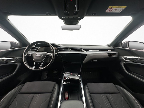 Audi Q8 e-tron 15 of 30