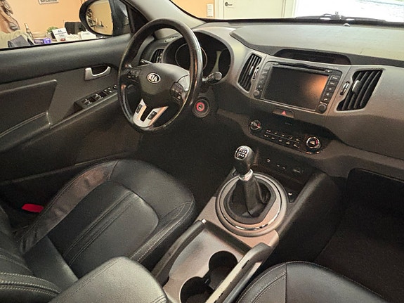 Kia Sportage 9 of 12