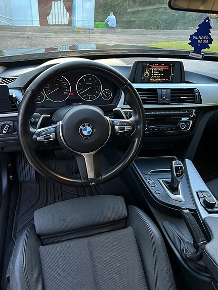 BMW 320d 9 of 9
