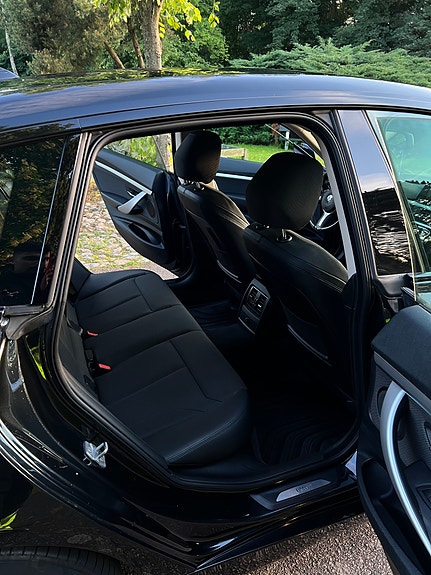 BMW 320d 7 of 9
