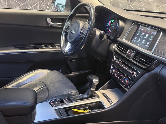 Kia Optima 13 of 23