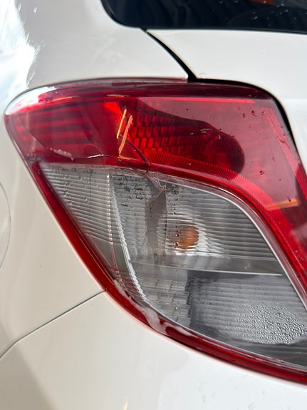 Toyota Yaris 8 of 9