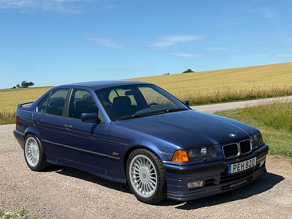 Alpina B6 4 of 30