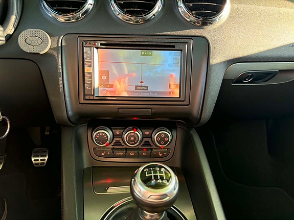 Audi TT 3 of 6