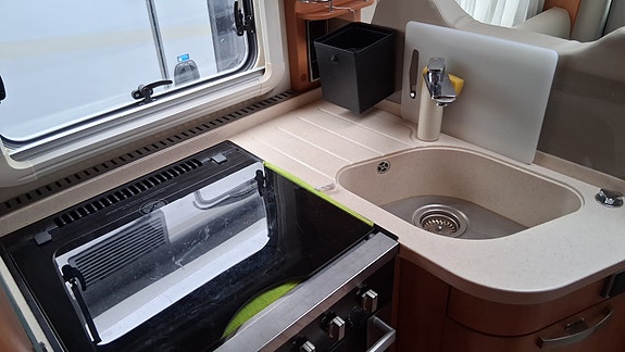 Hymer T704 SL 4 of 8
