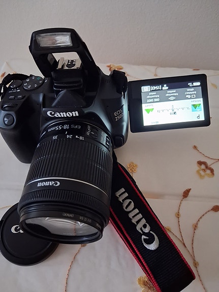 Canon EOS 250D digital Systemkamera image 2