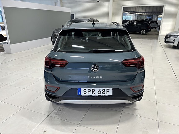 Volkswagen T-Roc 4 of 18