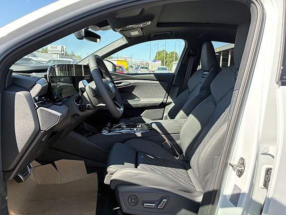 Audi Q6 e-tron 5 of 14